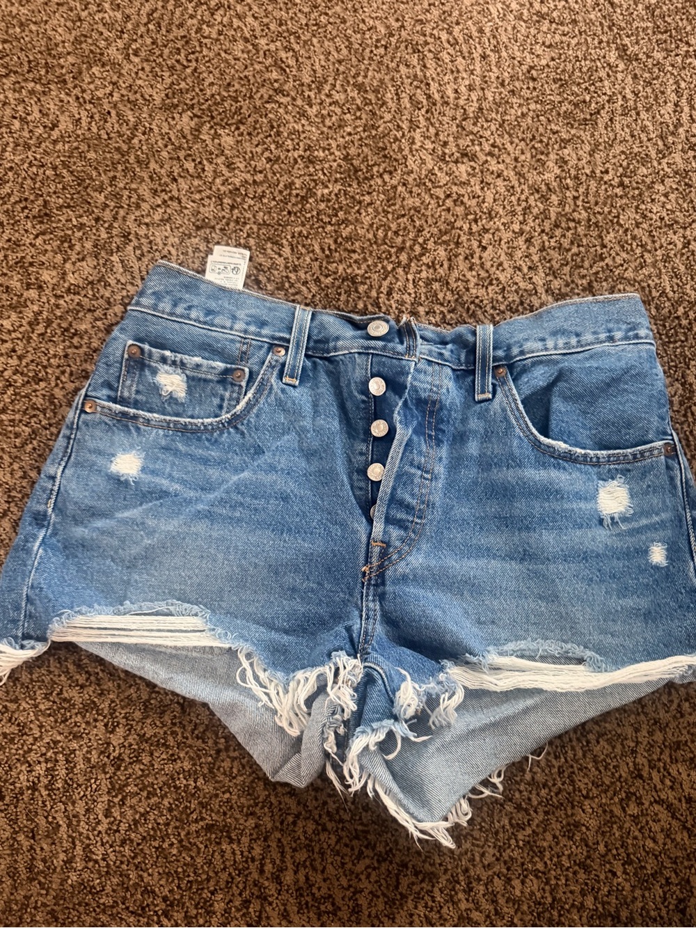 Women’s button fly Levi’s shorts